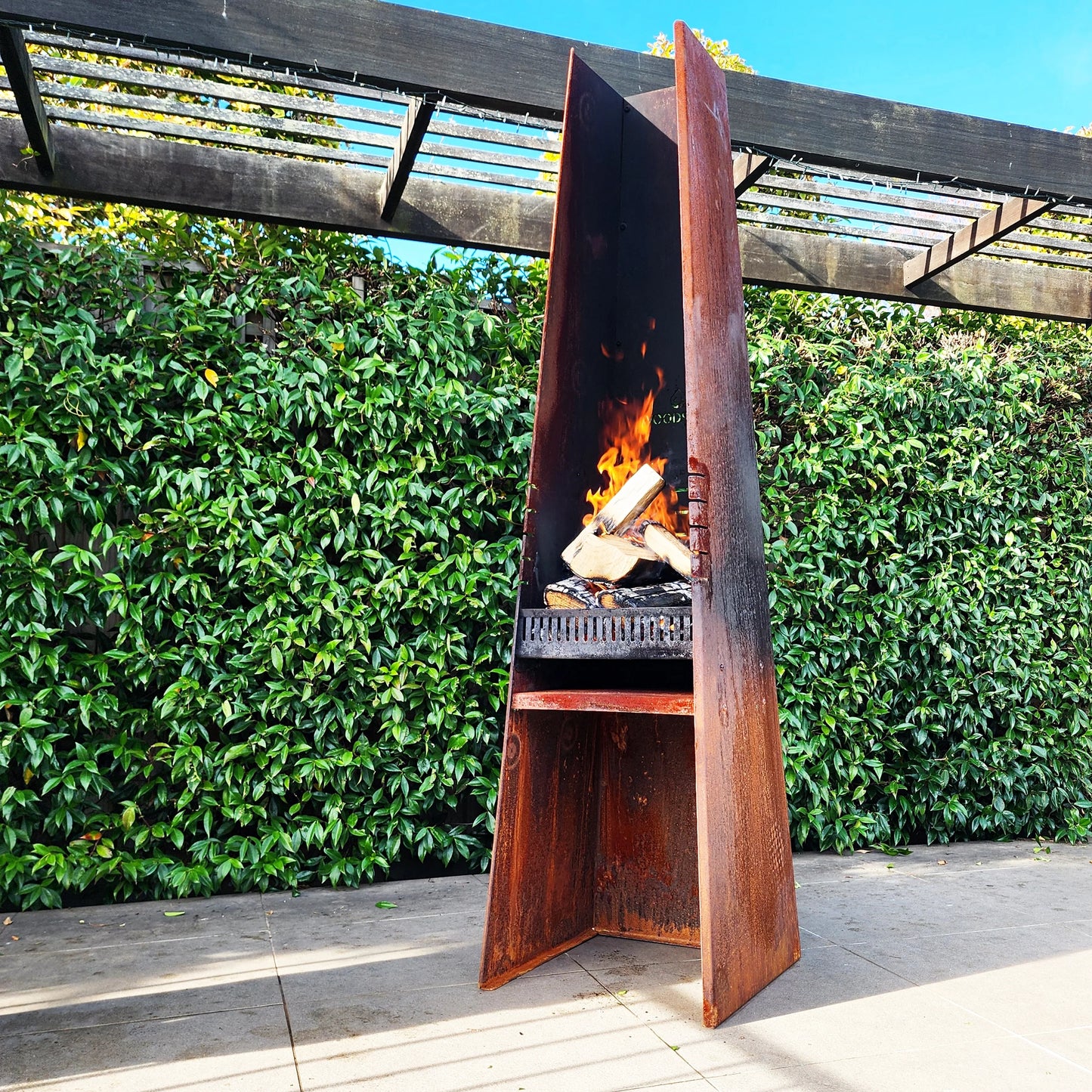 Woodsman Obelisk Outdoor Fire and BBQ